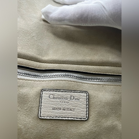 Dior White Handbag - Picture 9 of 17